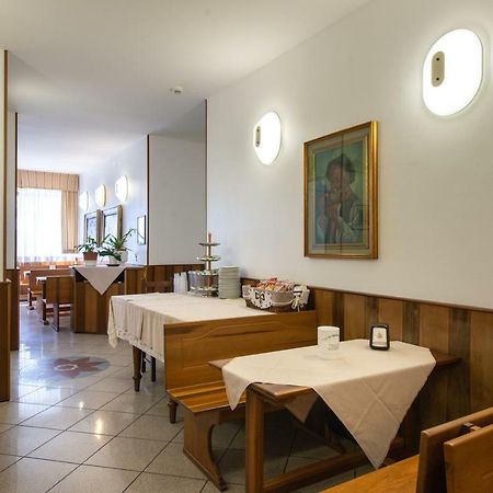 Hotel Fattori ボローニャ エクステリア 写真