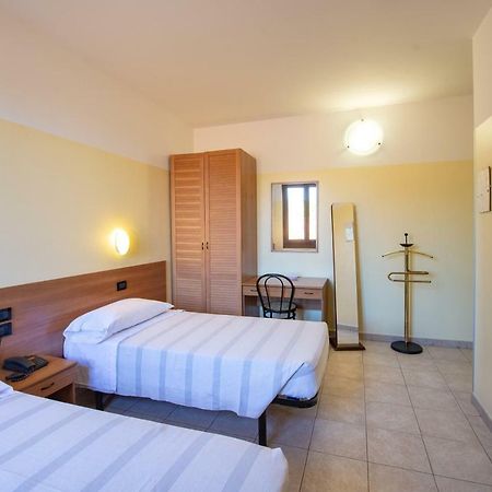 Hotel Fattori ボローニャ エクステリア 写真