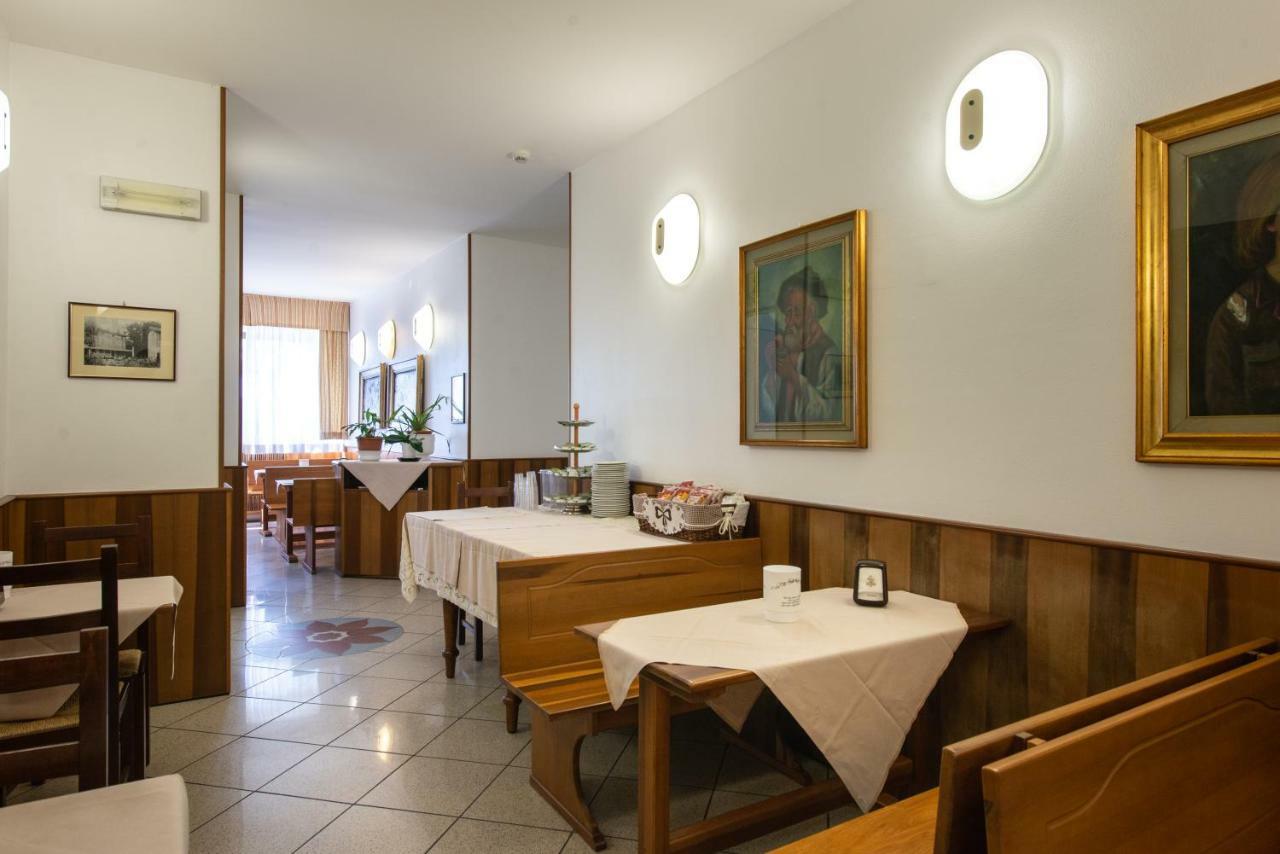 Hotel Fattori ボローニャ エクステリア 写真