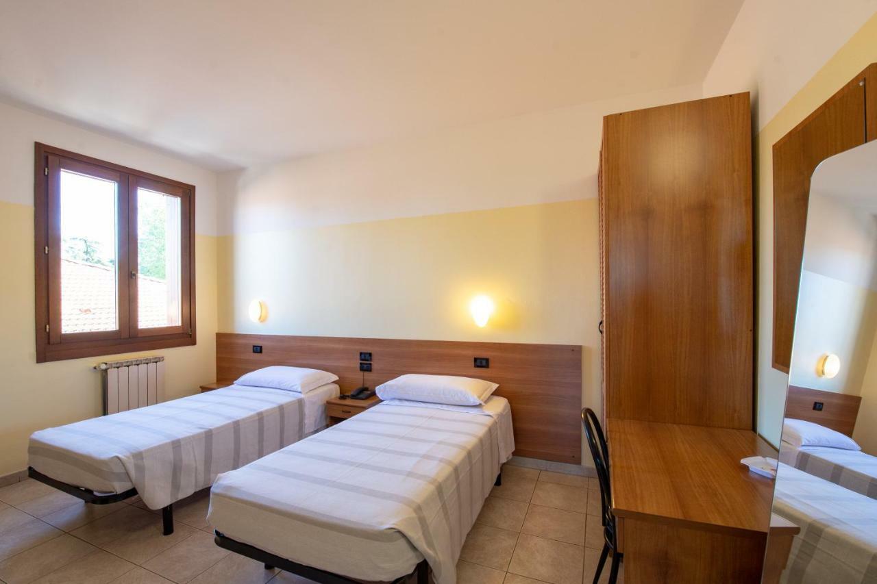 Hotel Fattori ボローニャ エクステリア 写真